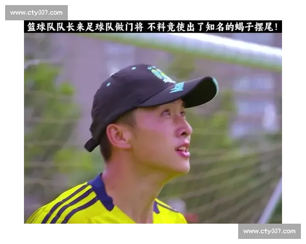 川超名场面!南充队李毅蝎子摆尾轰首球 川超名场面!南充队李毅蝎子摆尾轰首球